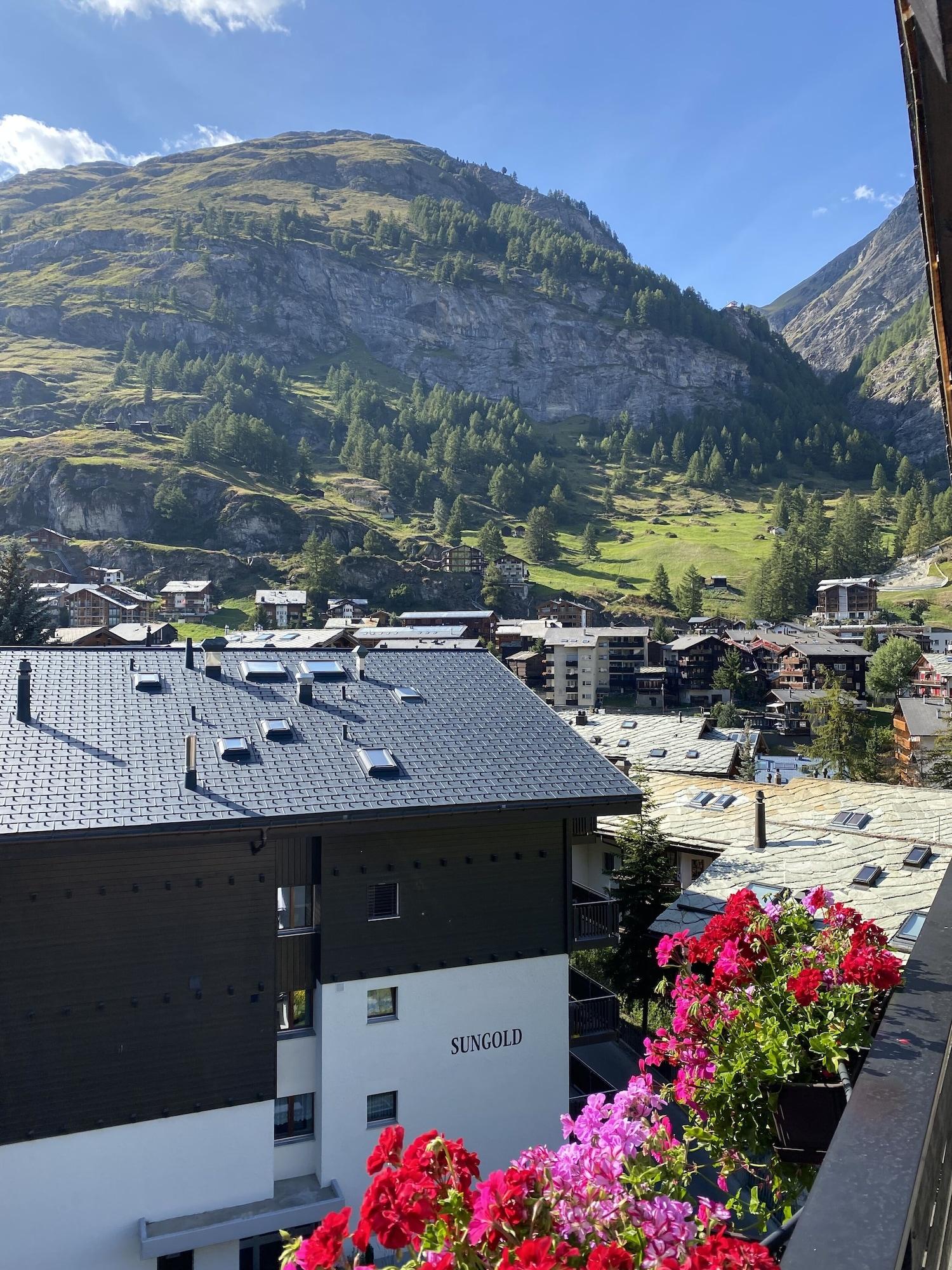 Hotel Adonis Zermatt Exterior foto